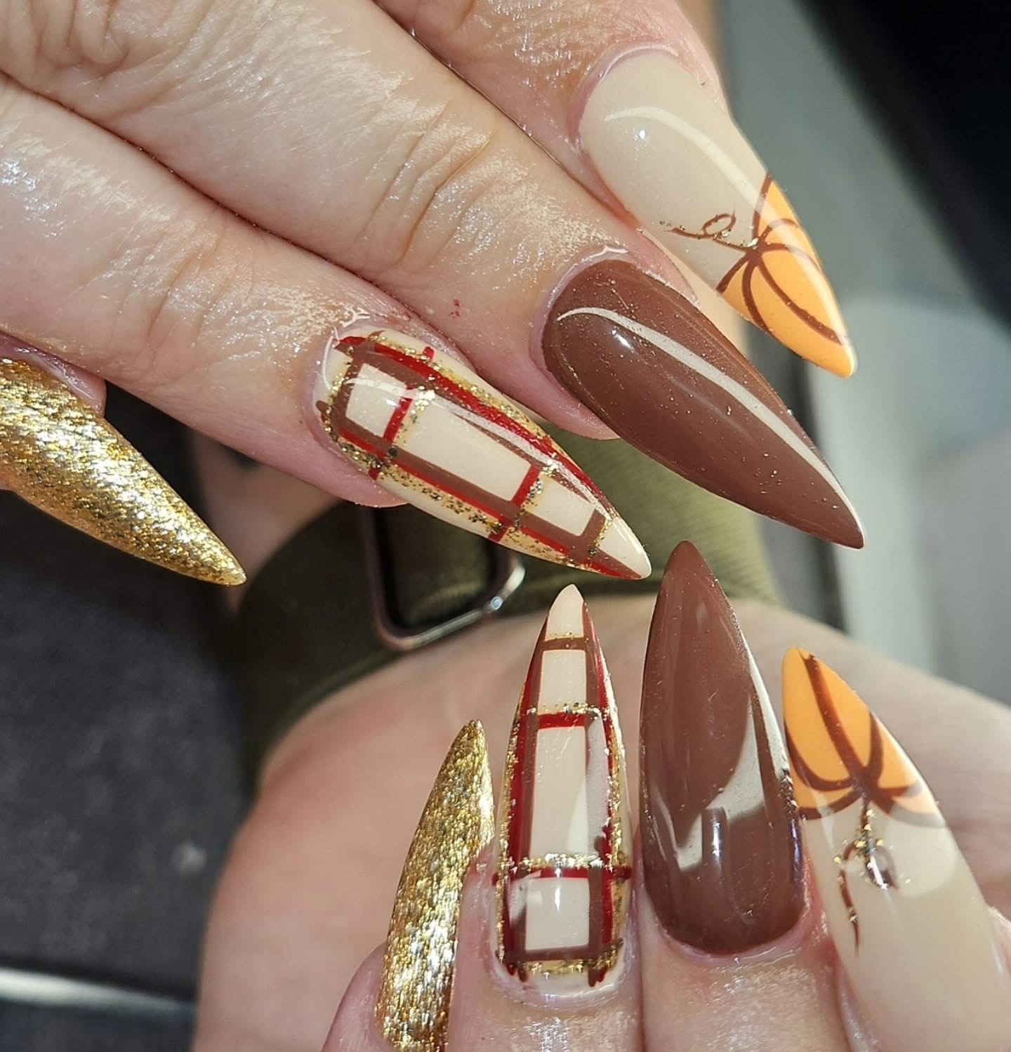 Signature Nails nail photo 1